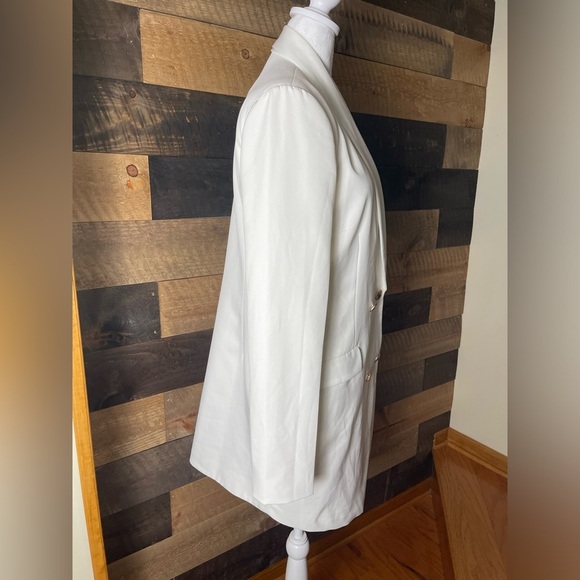 Pretty Little Things White Blazer Dress Gold Buttons, Size 8 - Picture 3 of 15